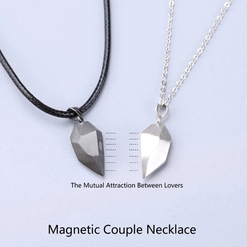 2Pcs Magnetic Couple Necklace Lovers Heart Pendant - Etyn Online {{ product_tag Necklaces }}