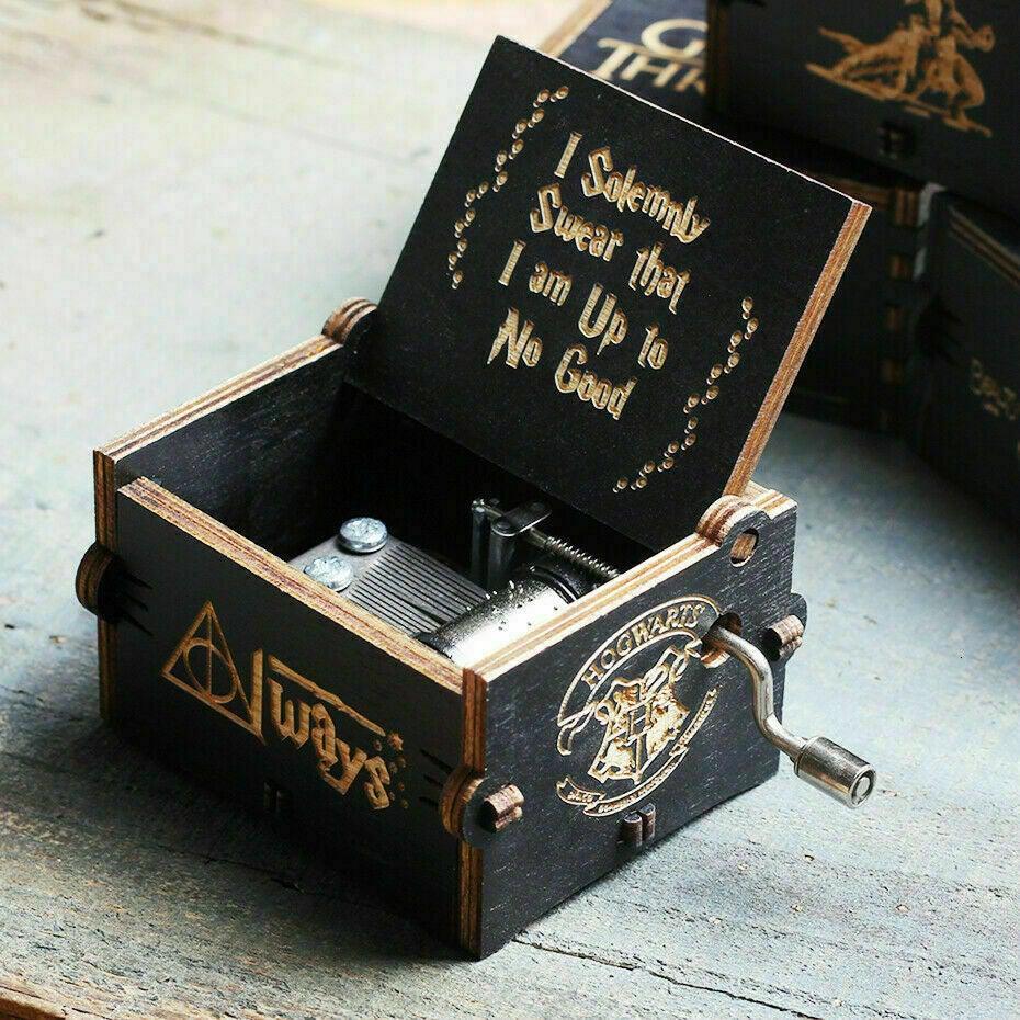 "Harry Potter" Wooden Music Box - Etyn Online {{ product_tag Music Boxes }}